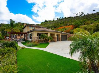 2532 Vendimia Ct, Vista, CA 92084