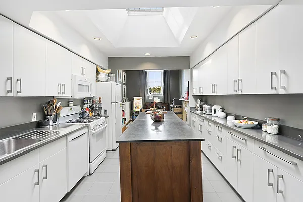 Rented by Brown Harris Stevens | media 1