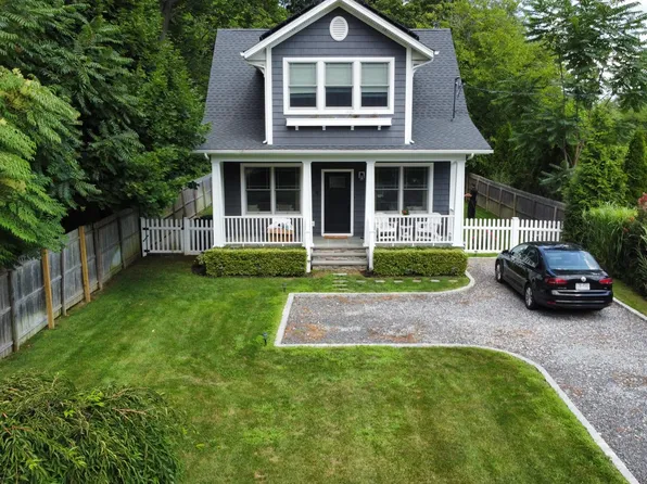(undisclosed Address), Jamesport, NY 11947