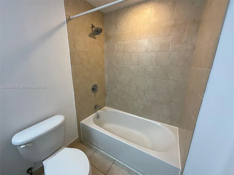 90 SW 3rd St #3910 — Photo 16