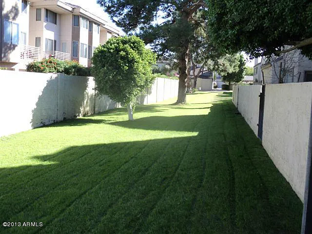 4301 N 21st St #60 — Photo 2