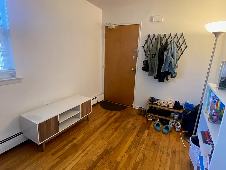 45 Wilfred St #9 — Photo 3