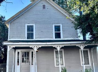 415 N Light St, Columbia, NC 27925