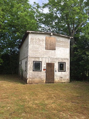 2nd image of 5994 Houston Rd