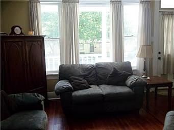 4th image of 1800 Grand Ave