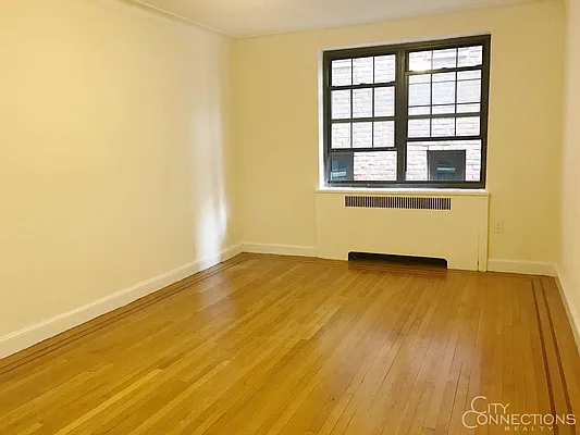 Rented by City Connections Realty | media 20