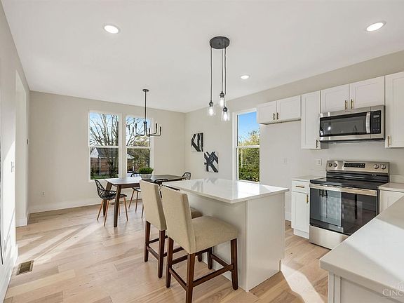 5th image of 3824 Odin Ave