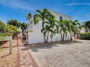 570 NE 68th St #2, Miami, FL 33138