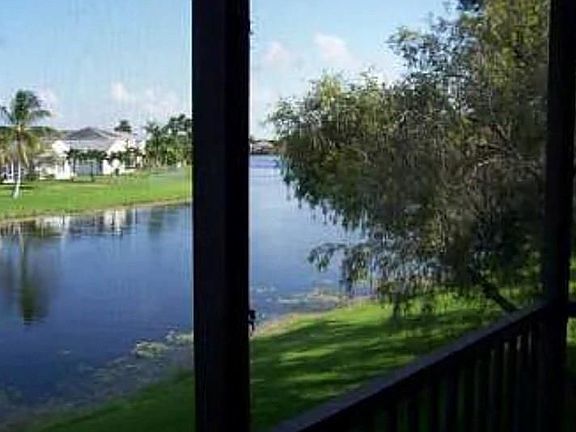 5th image of 15706 E Waterside Cir APT 204