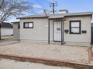 2071 Panamint St, Mojave, CA 93501