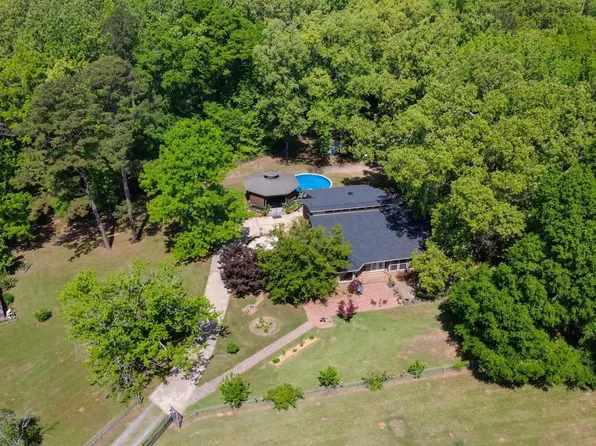 250 Ivy Dr, Lonoke, AR 72086