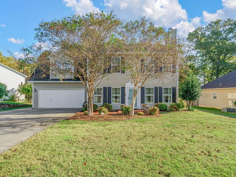 707 Dunnview Ln