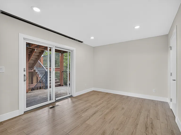 2517 Read Ave — Photo 23