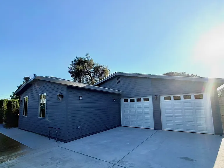 216 Poppy Ave #2 — Photo 1