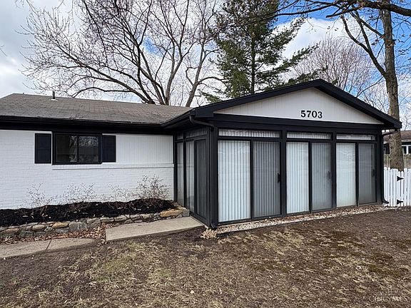 3rd image of 5703 Tall Oaks Dr