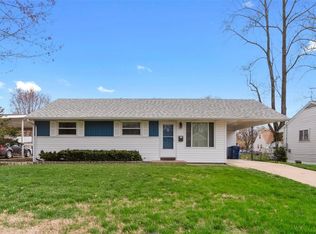 845 Daniel Boone Dr, Florissant, MO 63031