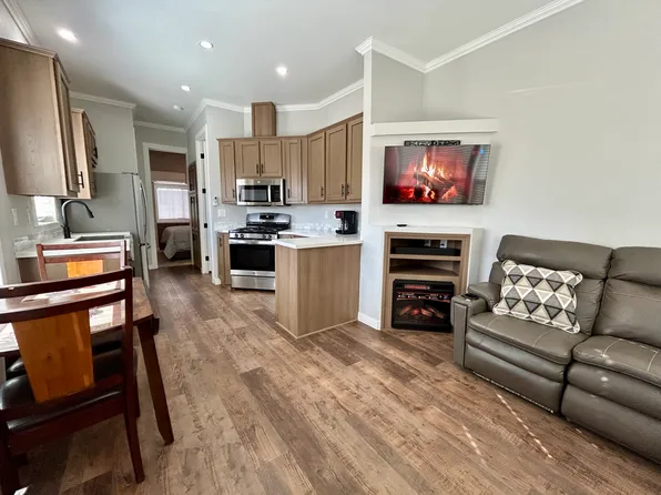 3290 S Montgomery Rd #18, Casa Grande, AZ 85193