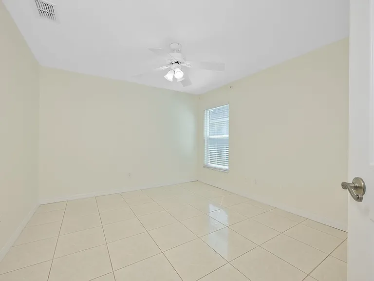 1147 Timber Trace Dr — Photo 24