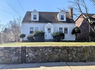 52 Maple St, Norwalk, CT 06850