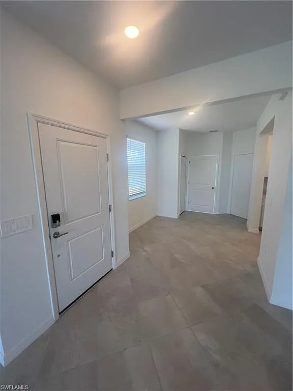 3 bed, 2.5 bath, 1871 sqft, $2,150 — Photo 4
