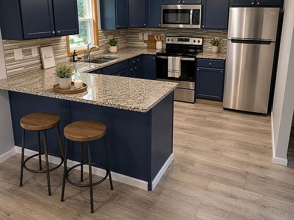 2nd image of 1184 Canyon 1