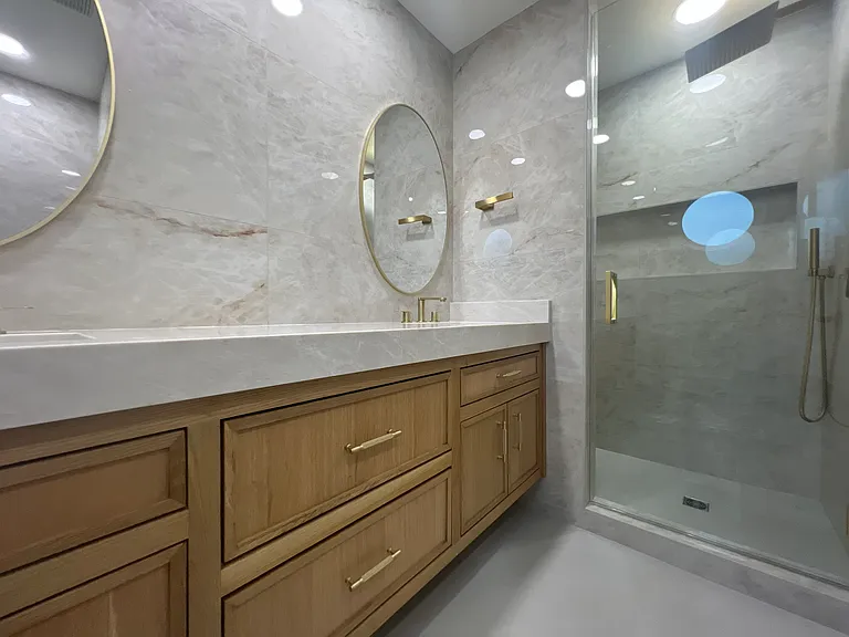 601 N Riverside Dr — Photo 24