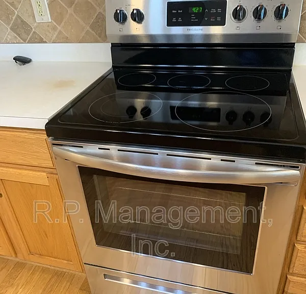 1909 Bluestem Ln — Photo 18
