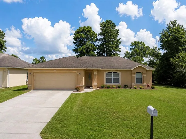 3131 Mapleshade St — Photo 1
