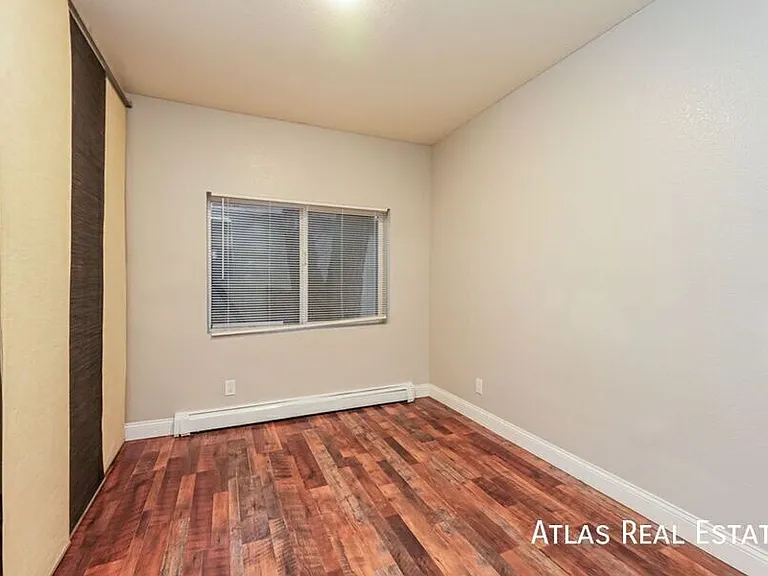 406 S 10th St #2 — Photo 14