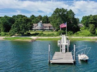 17 Moorings Rd, Marion, MA 02738