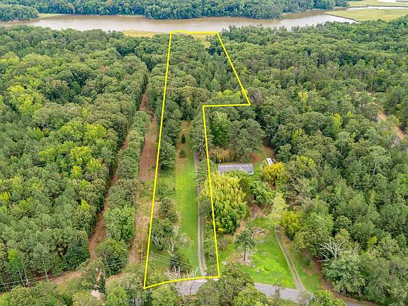 3rd image of 18270 Stoney Point Rd