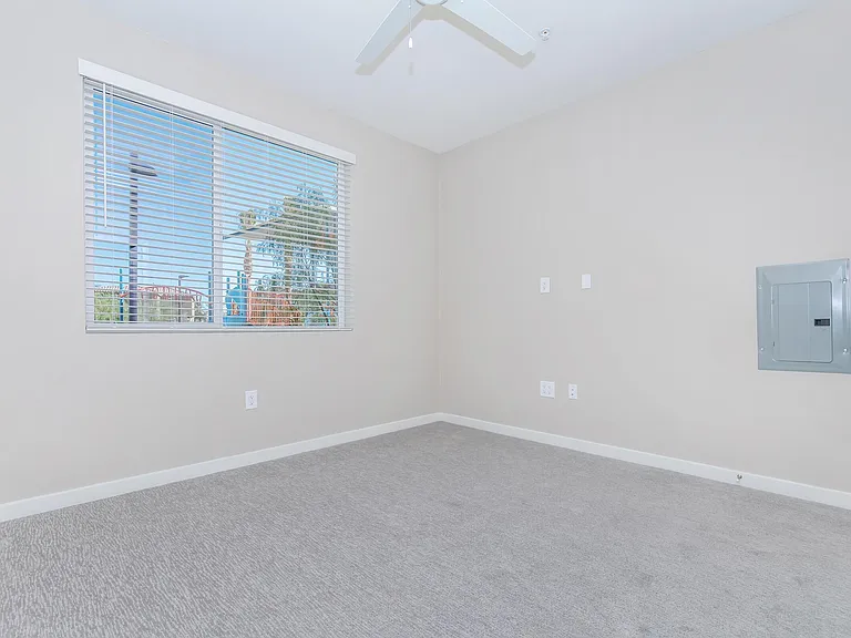 Agate at Palm Desert Apartment Homes — Photo 32