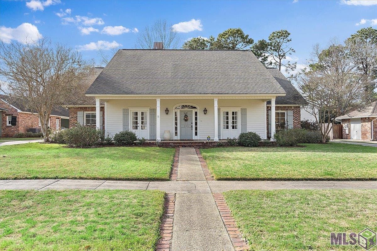 325 W Woodgate Ct, Baton Rouge, LA 70808 Zillow