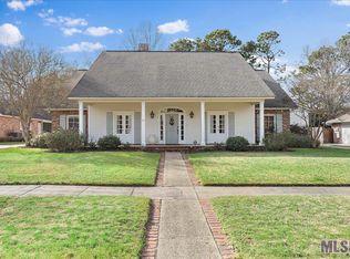 325 W Woodgate Ct, Baton Rouge, LA 70808