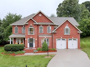 1317 Montford Ln, Knoxville, TN 37922