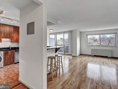 7333 New Hampshire Ave APT 810, Takoma Park, MD, 20912
