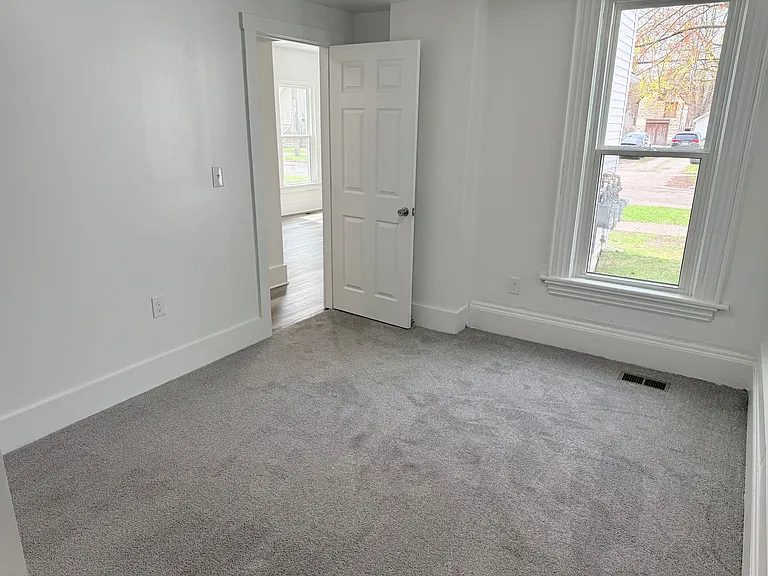 1701 E Ganson St — Photo 34