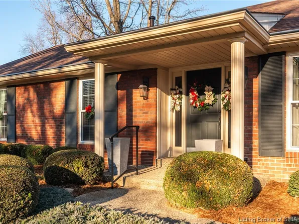 113 Nashua Drive, Clarksville, IN 47129