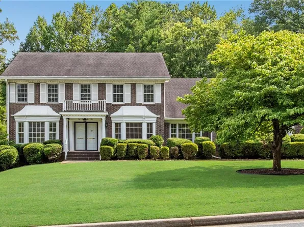 1325 Wyntercreek Rd, Atlanta, GA 30338