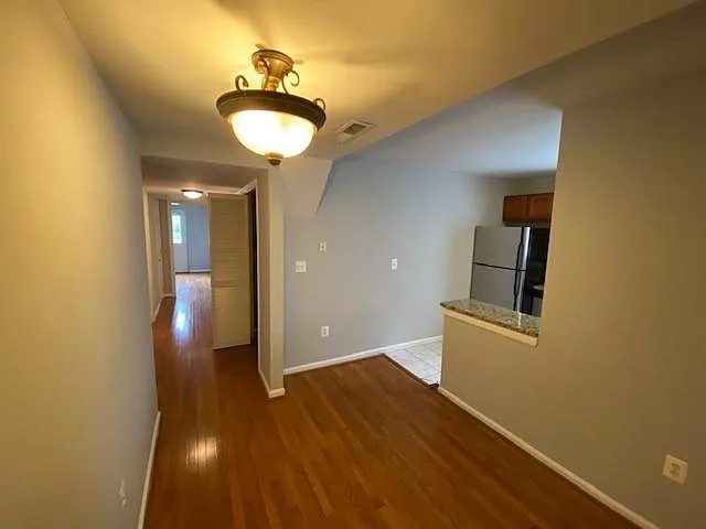 308 3rd St SE #3 — Photo 11