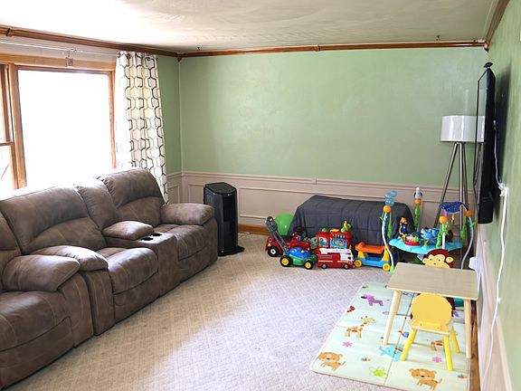 4th image of 2180 Haywood Dr