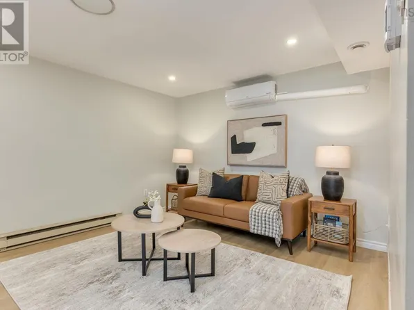 49 Ascot Way, Lower Sackville, NS B4E 2J1