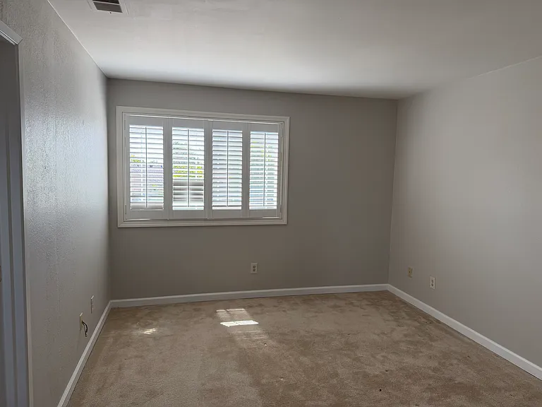 1352 Cutforth Ct — Photo 6