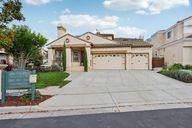 Birkdale Way-S1311-001.jpg