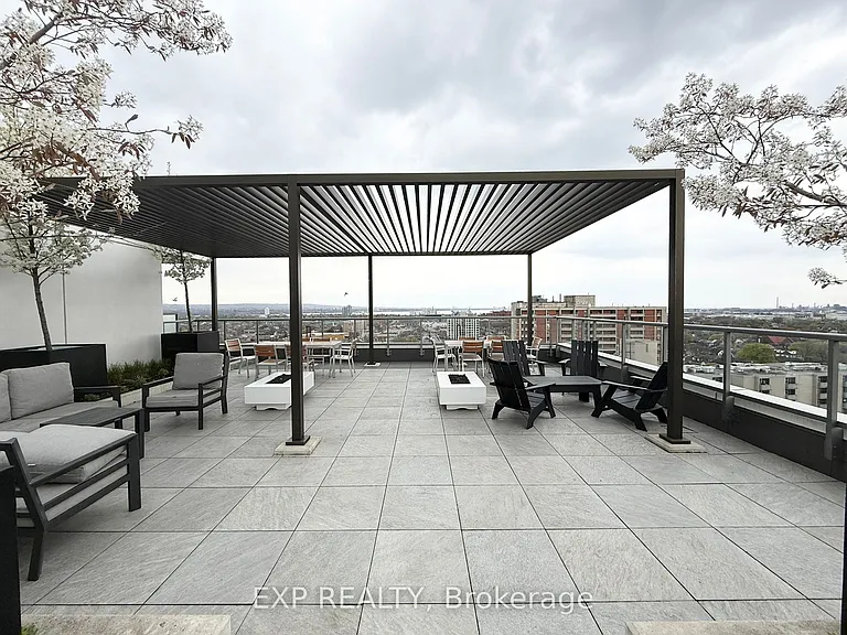 212 King William St #1207 — Photo 30
