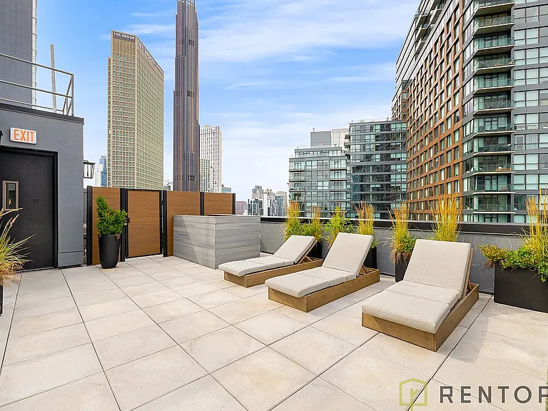 570 Fulton St #2C — Photo 15