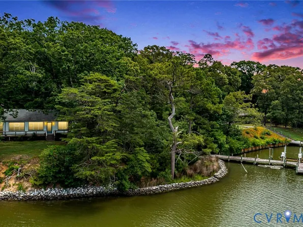 142 Bridge Ln, Reedville, VA 22539