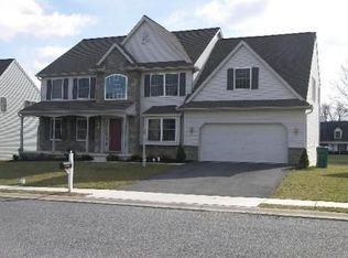 612 Rosewood Cir, Lititz, PA 17543