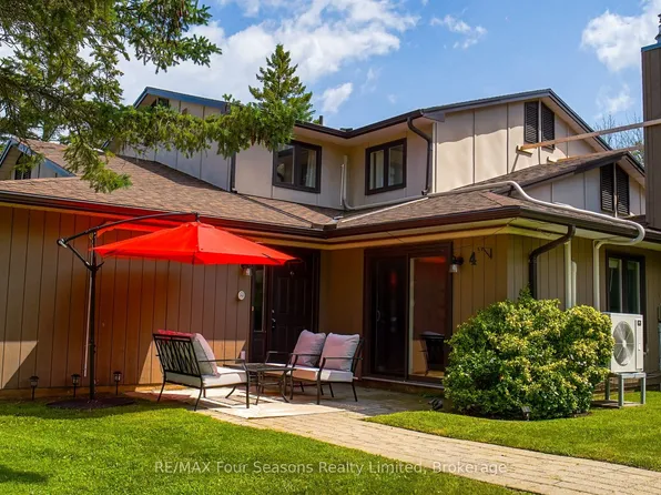 4 Trafalgar Rd #4, Collingwood, ON L9Y 5G4