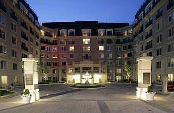 1st image of 5 Park Pl APT 111